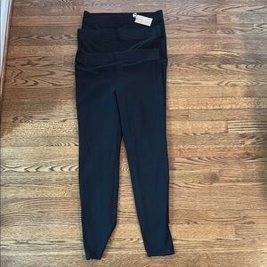 (3) Miles by Madewell Black Leggings Size Large